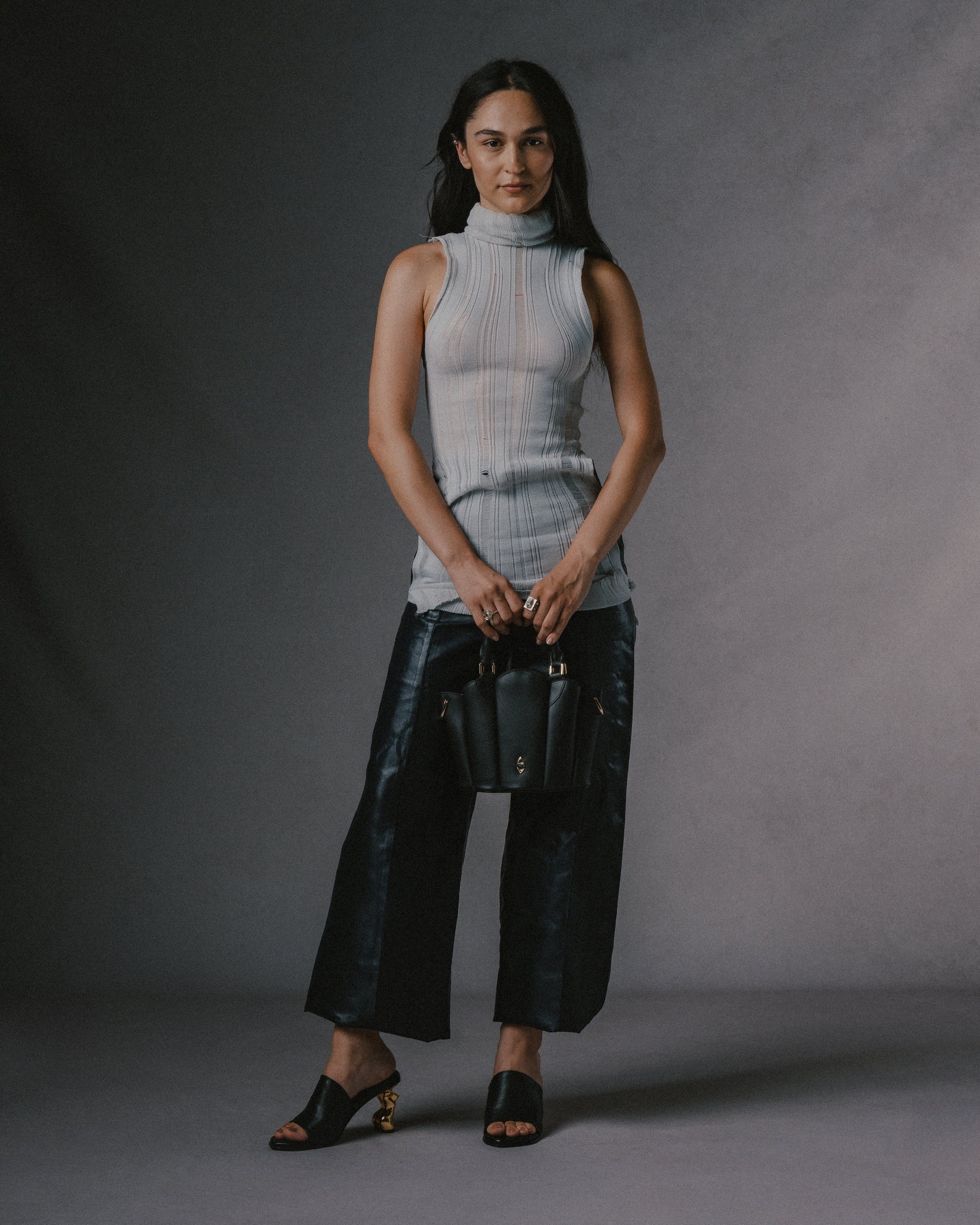 The Apsara Mule Black
